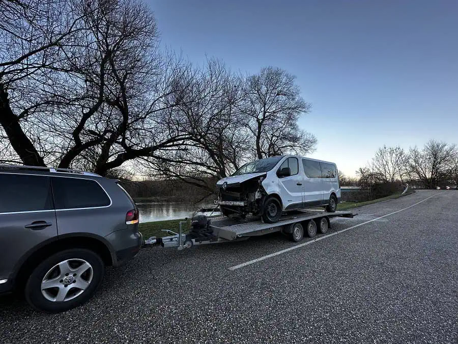 Bakony Trailer Autószállítás, Autómentés